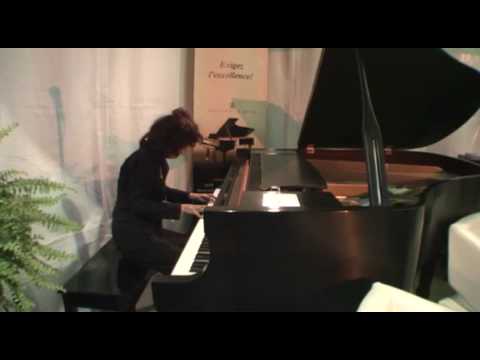 Lorraine Desmarais Nextbop/Planete Jazz mini-concert at the 2010 Montreal Jazz Festival (1 of 2)
