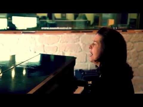 Linda Gail Lewis - Darlin' I'm Leaving