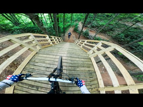 WildSide Bike Park - New Jump Trail Is SO SICK!