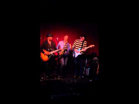 John Mayer solo at Hotel Cafe 11.3.14