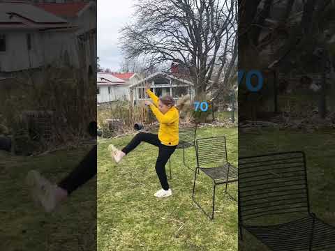 Greta testar hur högt hon kan hoppa🐴😃