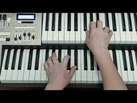 HINO 432 CCB. TOCADO LENTAMENTE.