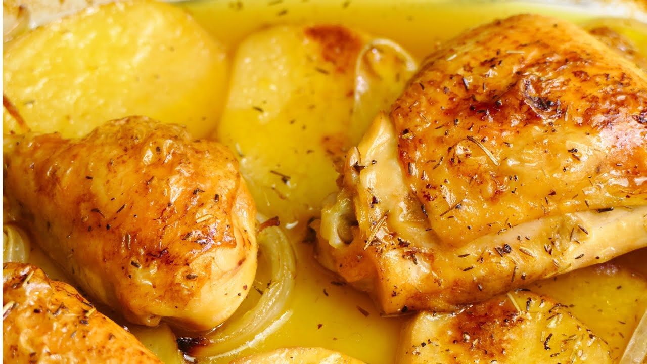 POLLO AL HORNO ASADO CON PAPAS Y CEBOLLA - recetas de cocina faciles rapidas y economicas