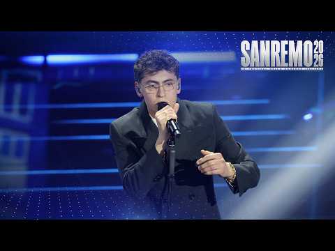 Sanremo 2026 - Tredici Pietro canta Uomo che cade
