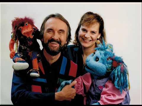 Todays Podcast - Episode 3 - Fred Penner's Place