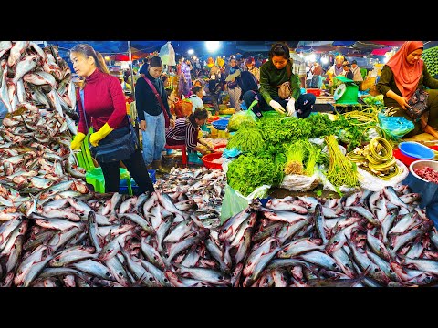 Morning Rush! Fresh Fish and Wholesale Produce Massive Fruit Vegetable Deals at Chbar Ampov Market!