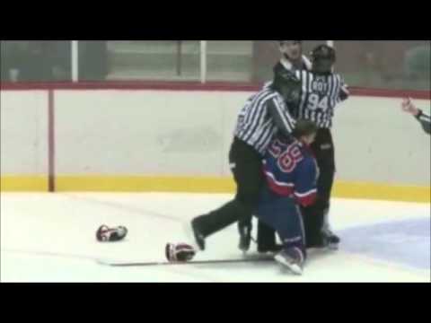 Andrew Rieder vs Cody Beach