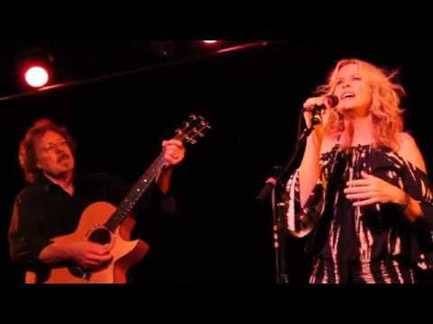 Vonda Shepard Live singing I Only Wanna Be With You