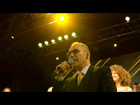 Saturday Night Fever by Paris-Select-Band