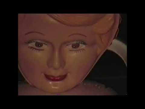 VILLANELLE - Hinge (Official Visualiser)