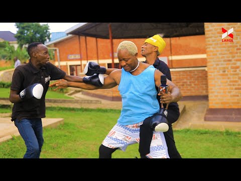 YAKA ariye ingumi yo munda arinera/Duhagaritse Ikiganiro/KANYOMBYA iryinyo hasi/Ibipfunsi biremereye