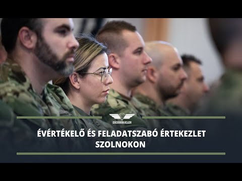 Évértékelő és feladatszabó értekezlet Szolnokon