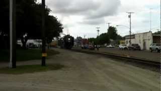 preview picture of video 'Union Pacific 844 Marlin, Texas  May 2, 2012'