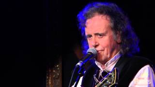 Donovan “Please Don&#39;t Bend” Live From The Belfast Nashville Songwriters Festival