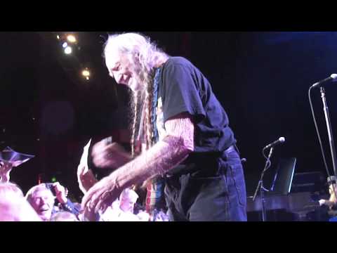 Willie Nelson ~ Asked About "Devil in a Sleeping Bag"