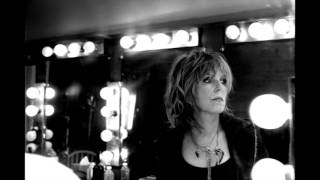Lucinda Williams - I Asked For Water (He Gave Me Gasoline)