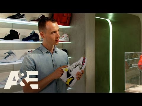Storage Wars: Jarrod and Brandi's Nike Dunks (Season 8, Episode 13) | A&E