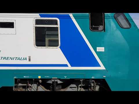 Treno Regionale+Locomotore E464.136 Regionale 22026 Melito di Porto Salvo-Rosarno