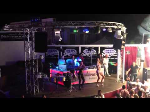 DJ ONUR SUYGUN @ CLUB SAPPHIRE / BODRUM (Partybodrum) 2012