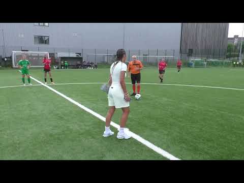 Yasmin Ahali gives the kick-off before RWDM Girls and DIVAS KVK Ninove on 17.08.2024!