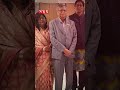 প্রিয়তমা দেখে শাকিবকে জড়িয়ে ধরলেন