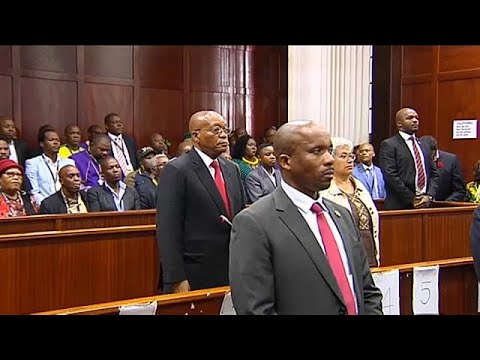 رئيس جنوب إفريقيا يمثل أمام المحكمة بتهم الفساد