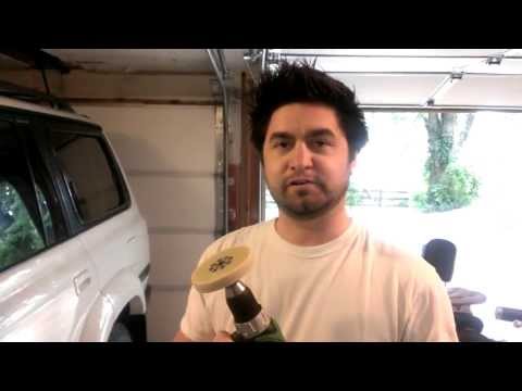 1997 Toyota Land Cruiser FZJ80 pin stripe removal using the 3M-07498 STRIPE WHEEL W/ARBOR