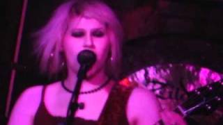 Kittie - &quot;Red Flag&quot;