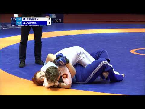 GOLD PKAW - +70 kg: V. ARUTIUNOVA (UKR) v. D. VELYCHKO (UKR)