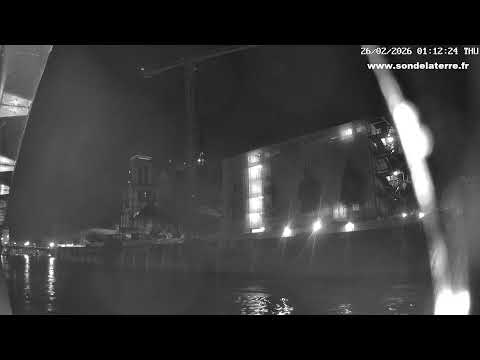 Notre Dame Cathedral and the Seine River thumbnail