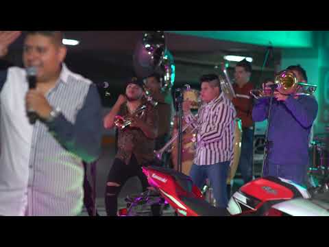 Banda Saucitos - El JJ ( En vivo )