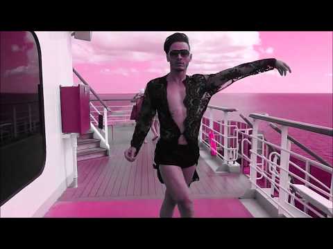 Um ser stiletto! RG STUDIO - Rodrigo Nogueira