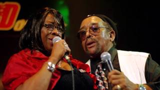 Aron Burton & Lester Davenport   ~  ''Ah'w Baby''&''Evenin' Sun Goin' Down''  Live 1995