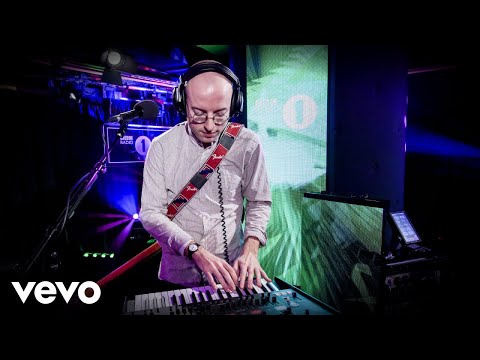 Bombay Bicycle Club - Lose You To Love Me in the Live Lounge