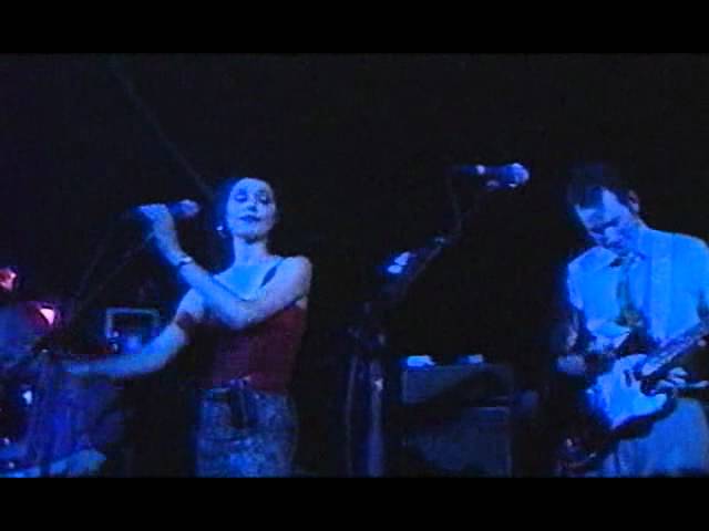 PJ HARVEY_@_Black Session.avi