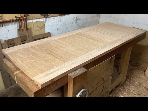 WOODEN DOOR // GOOD CARPENTRY…👍🏻😉