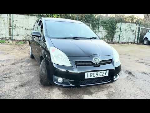 2009 Toyota Corolla verso / 7 seater / 2 keys 