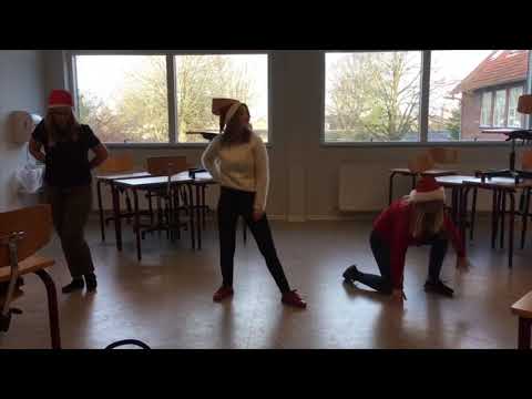 Dans til julemorgensamling