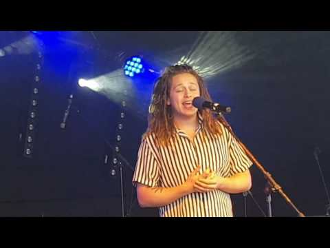 Luke friend kiss from a rose