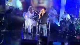 mustafa sandal gidenlerden..ajda pekkan düet..