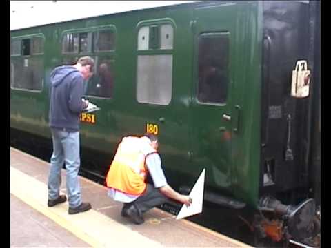 RPSI No85 Merlin on MK2 Clearance Tests at Belfast Central - 2nd May 2004