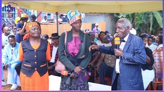 Download lagu DADA SARAH KU INTRODUCE ACIARI AKE NA BAMIRI YAKE RITA RIA MBERE!! SEE HIS LOVELY FAMILY... mp3 Download lagu DADA SARAH KU INTRODUCE ACIARI AKE NA BAMIRI YAKE RITA RIA MBERE!! SEE HIS LOVELY FAMILY... mp3