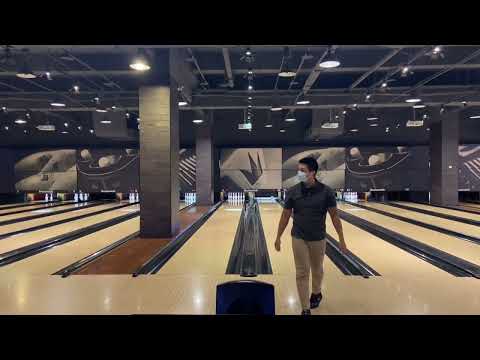 2022 06 28 Two hand style Bowling Practice  保齡球 雙手曲練習