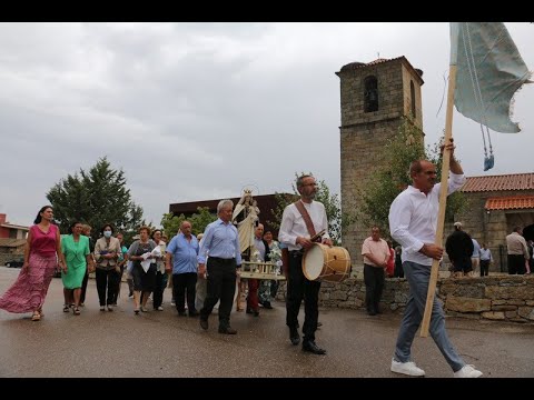 Trabanca celebra una solemne misa amenizada por Mariano Díaz en honor a la Virgen del Carmen 