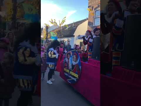 #Praalwagen bij de #intocht in #Driebergen