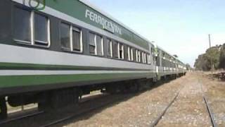 preview picture of video 'Doblete en Ferreyra: Tren vacío de Ferrocentral y carguita de NCA maniobrando en la playa'