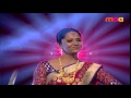 Mudda Banthulu song from Pandaga movie performed by Sizzling Anasuya