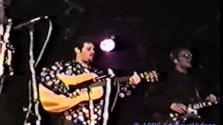 Moxy Fruvous - &quot;Horseshoes&quot; (1996)