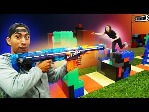 NERF Snipers vs Runners Challenge! Video