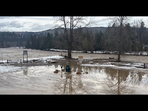 Similkameen holds breath during flood risk